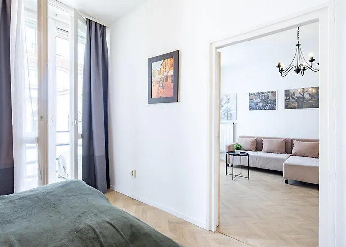 Appartement Ultra - Balcony - Basilica View